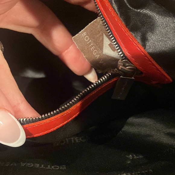 ❤️Bottega Veneta Leather Zip Bag ❤️ - Picture 8 of 11